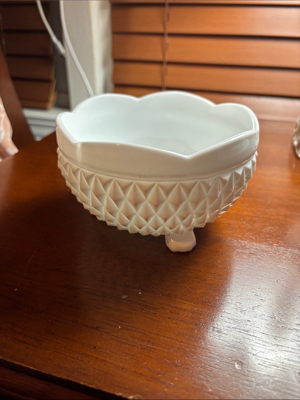 White Decorative Ceramic Footed Bowl - Elegant Home Accent